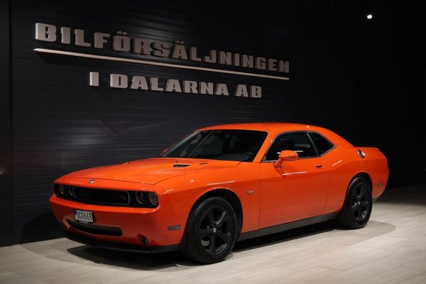 Dodge Challenger 5.7 V8 HEMI Automat 345Hk - 2010