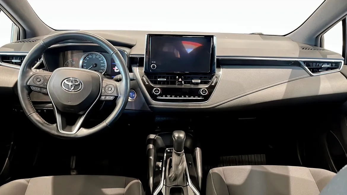 Vehicle image 9