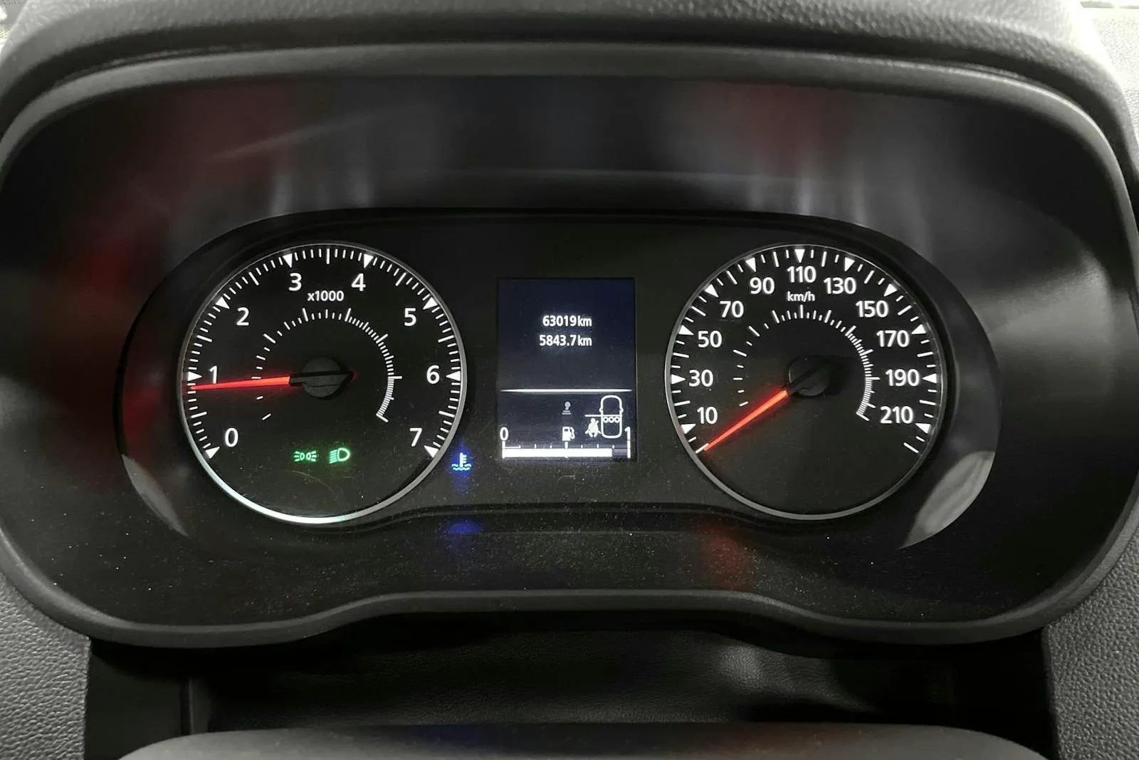 Vehicle image 9