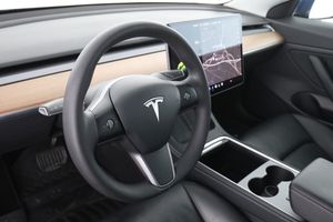 Tesla Model 3 bild 12