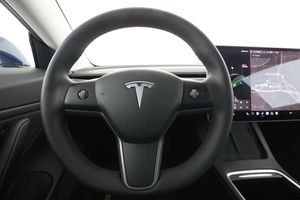 Tesla Model 3 bild 19