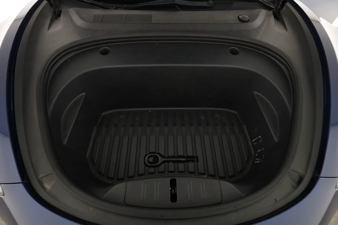 Vehicle image 36