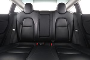 Tesla Model 3 bild 16