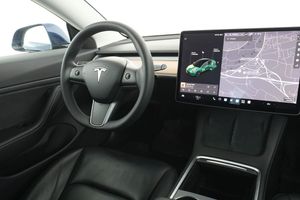 Tesla Model 3 bild 14