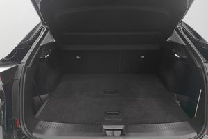 Nissan Ariya bild 8