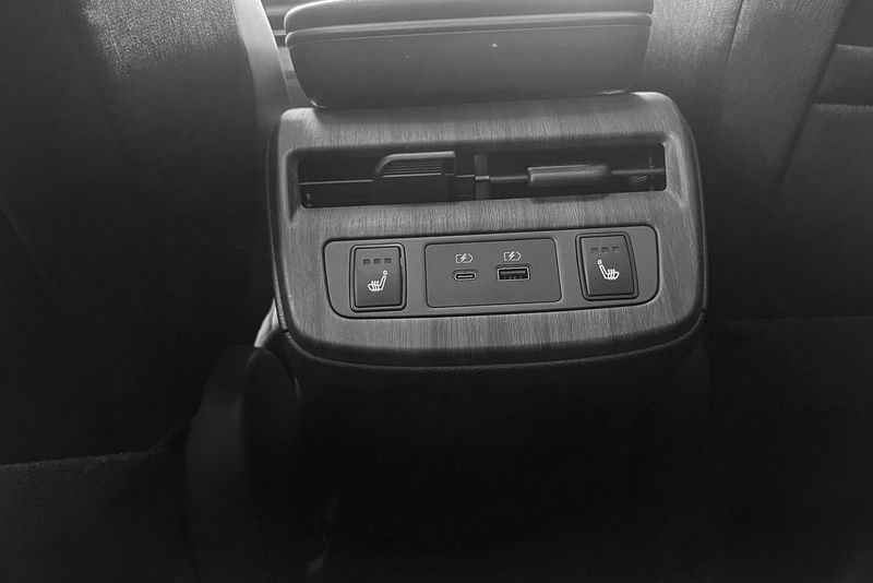 Nissan Ariya bild 18
