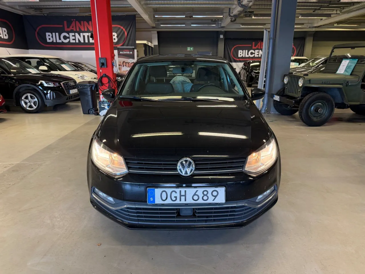 Vehicle image 1