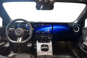 Mercedes CLA350 bild 8