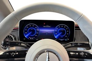 Mercedes EQE350+ bild 7