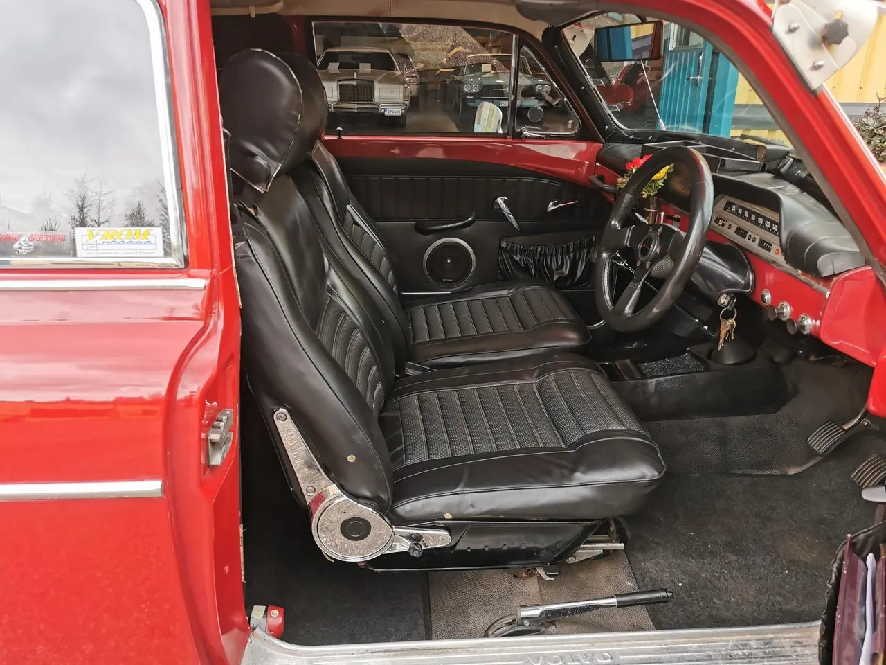Vehicle image 8