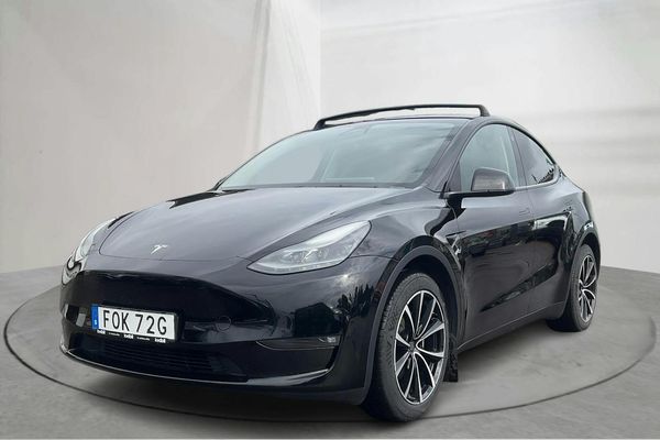 Tesla Model Y Long Range Dual Motor AWD - 2023