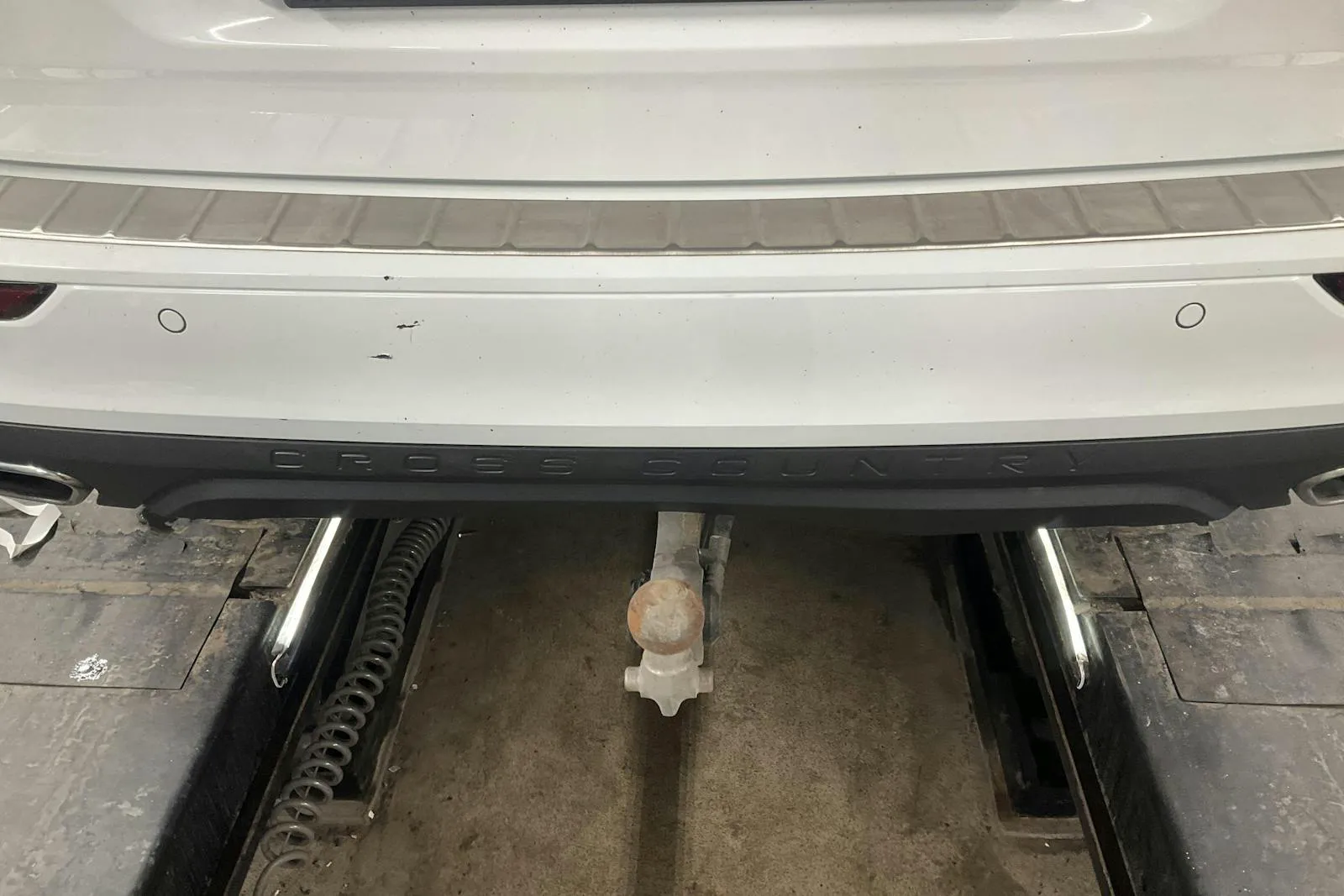 Vehicle image 18