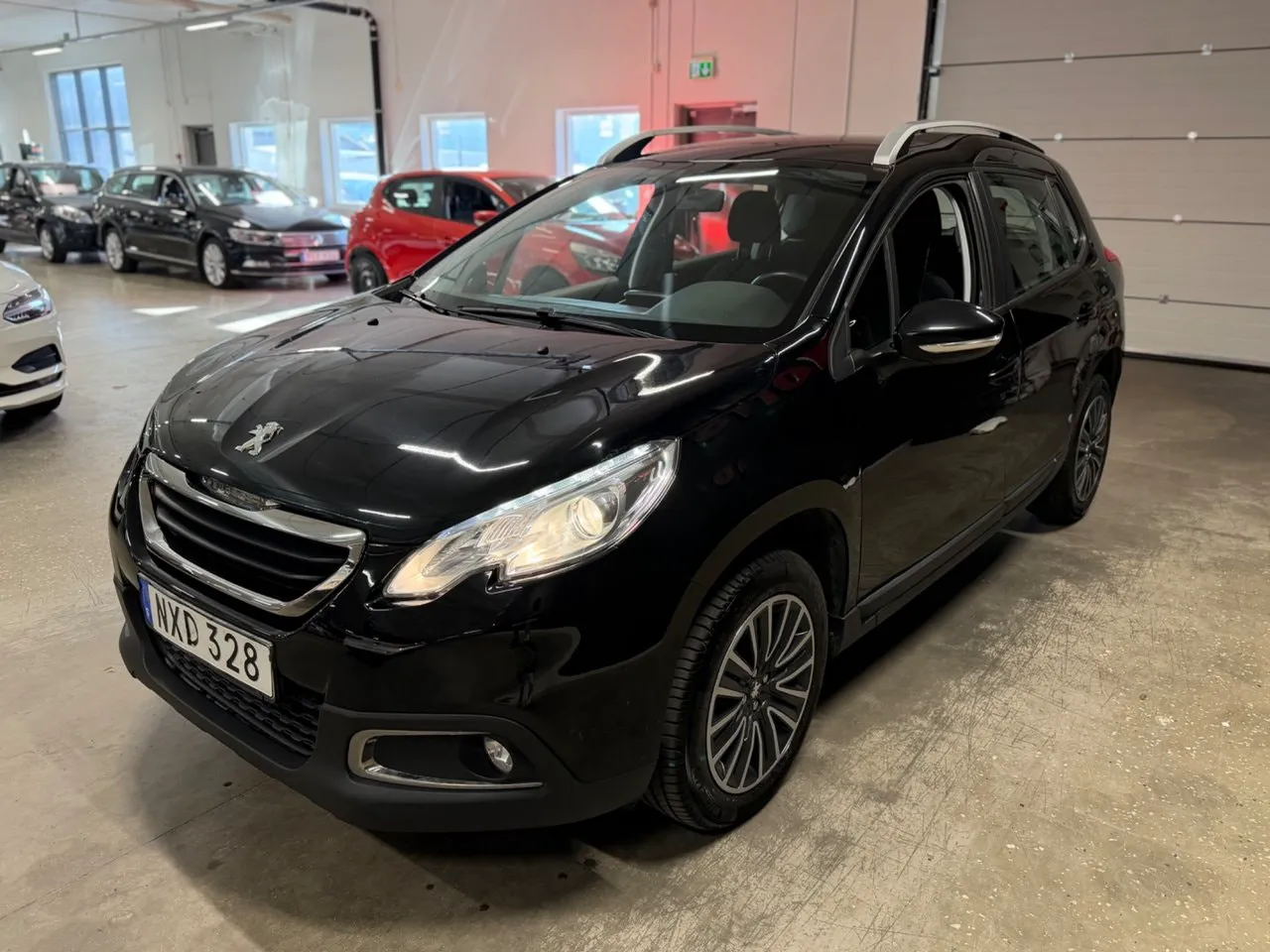 Vehicle image 5