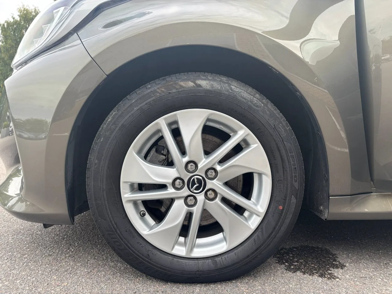 Vehicle image 8