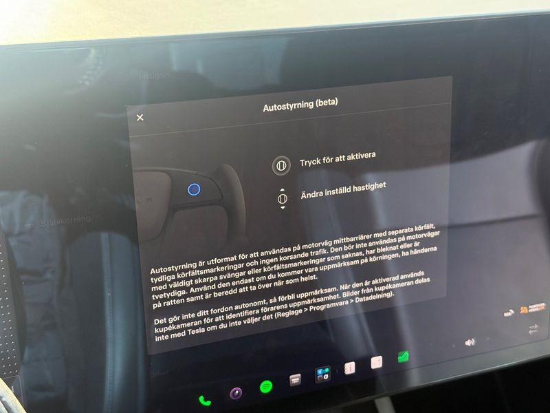Tesla Model S bild 16