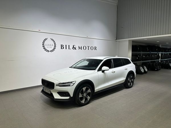 Volvo V60 Cross Country D4 AWD Advanced SE II|4.99%|Backkamera|Drag|Dubb|SoV - 2020