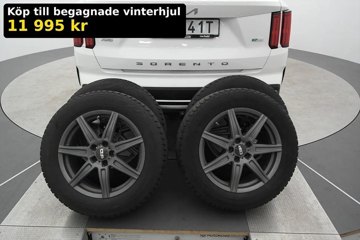 Vehicle image 27