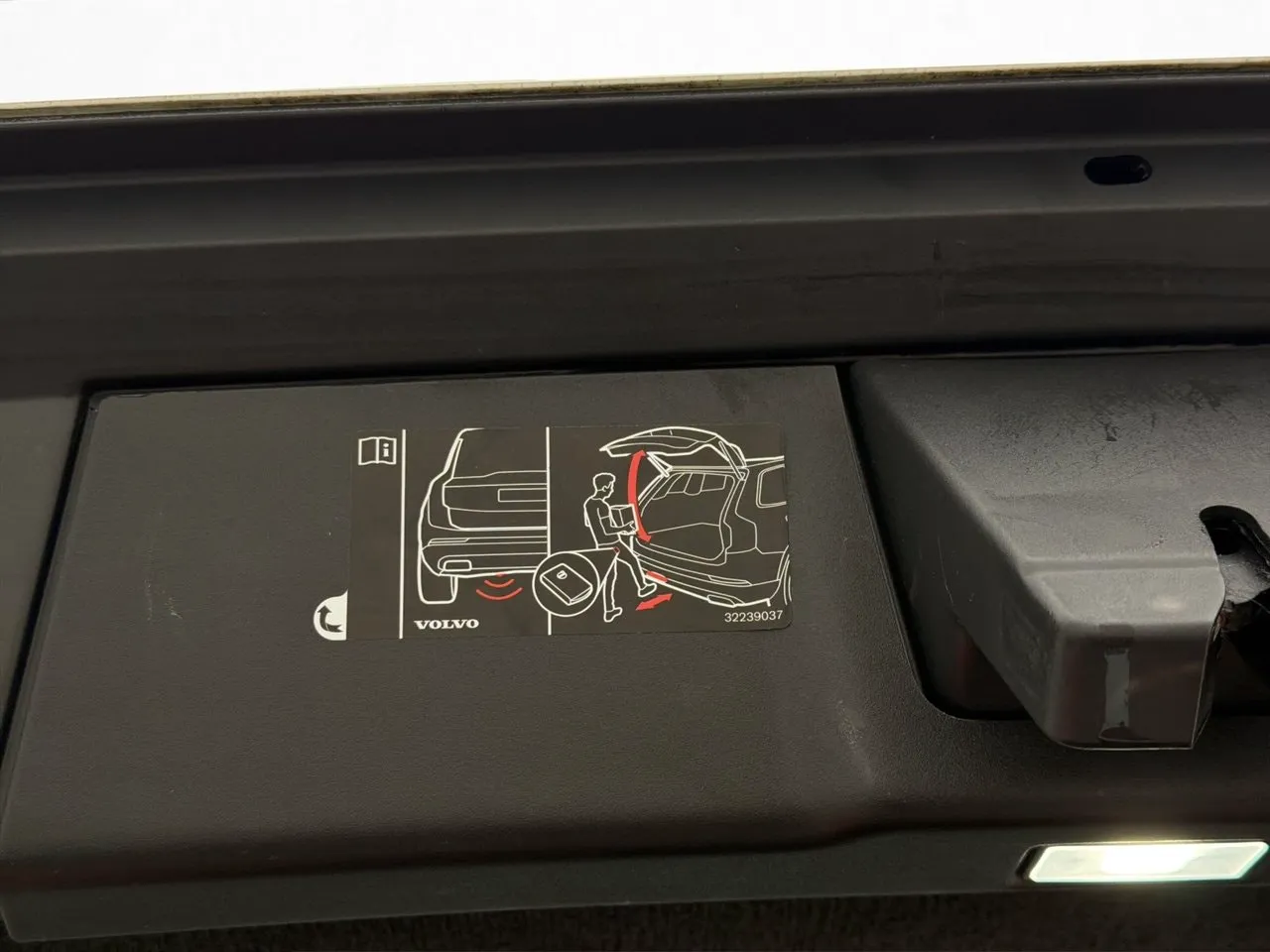 Vehicle image 36