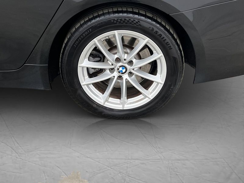 BMW 520 bild 28