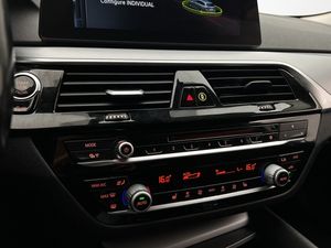 BMW 520 bild 21