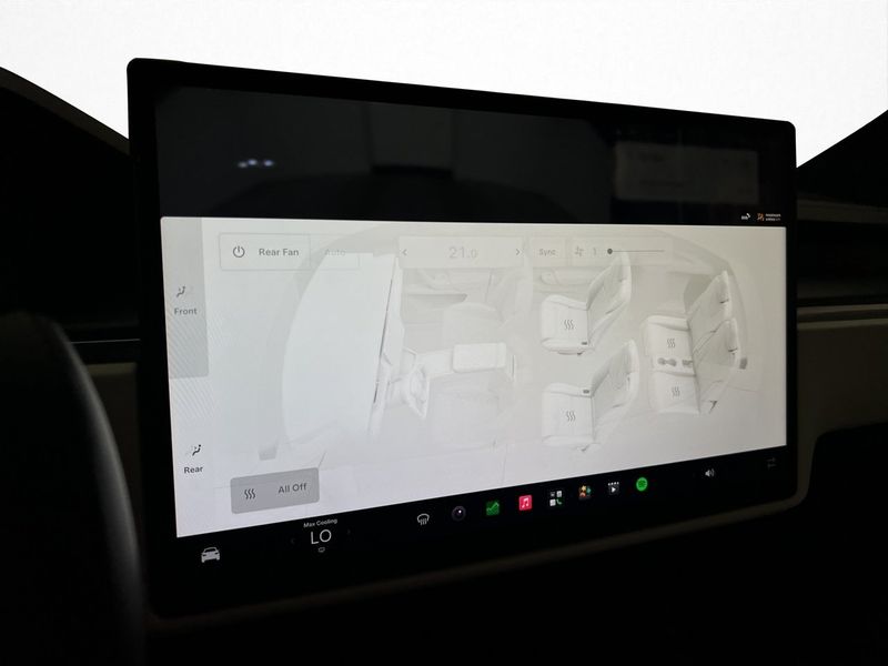 Tesla Model X bild 27