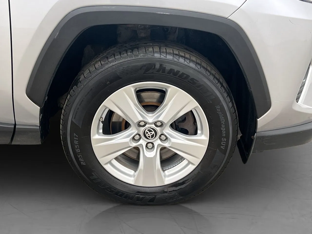 Vehicle image 31