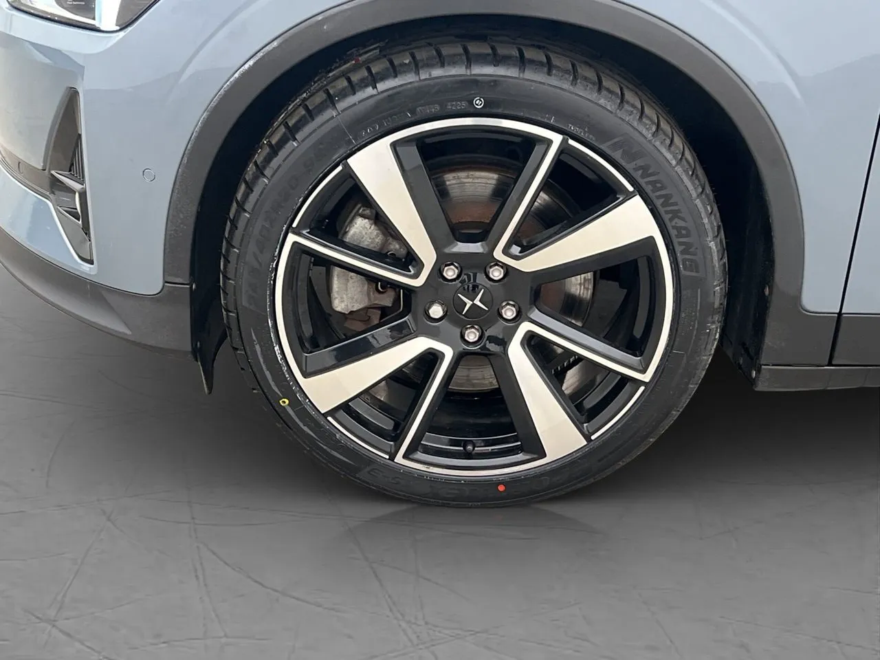 Vehicle image 35