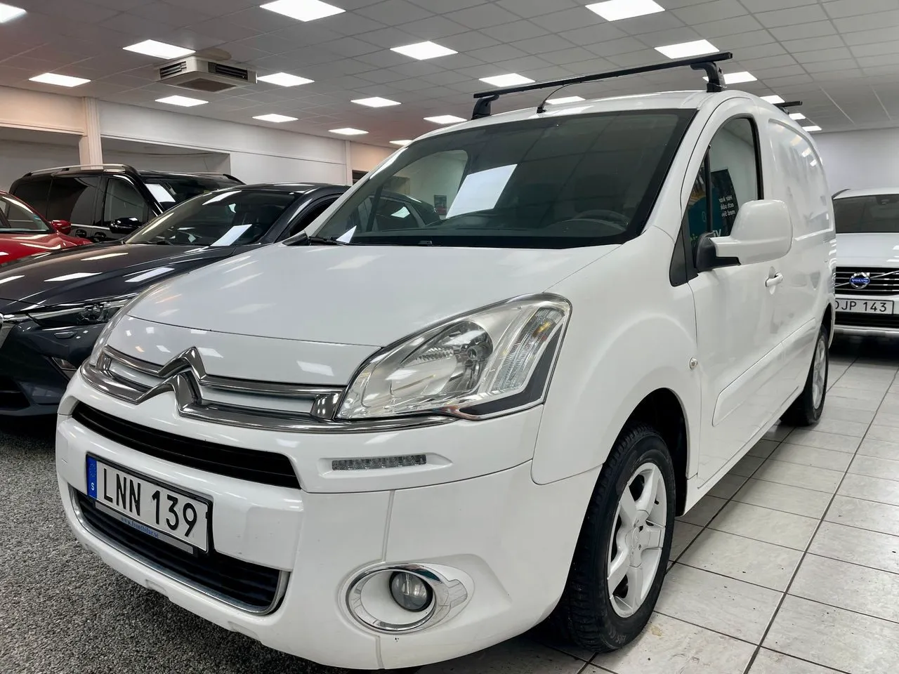 Vehicle image 2