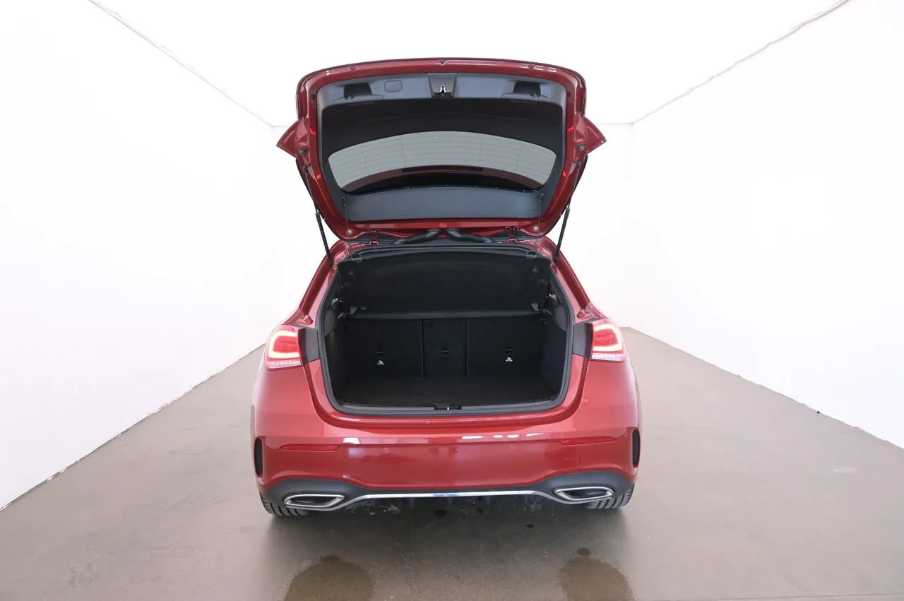 Vehicle image 21