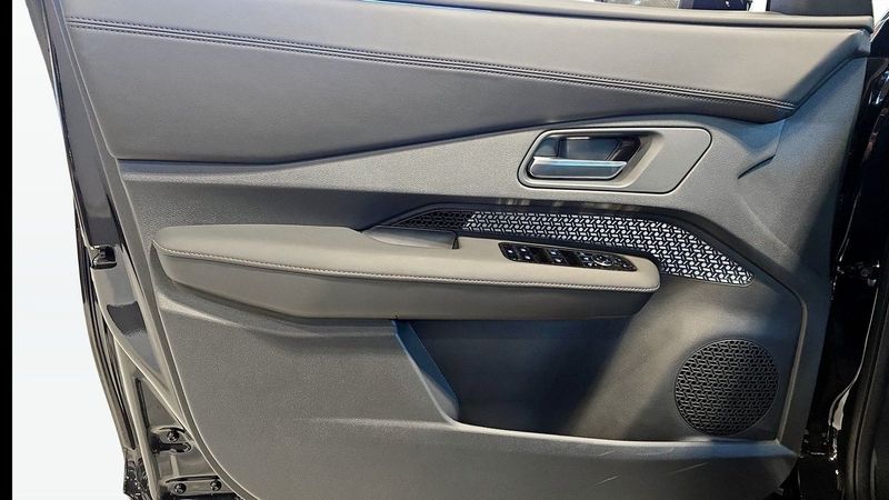 Nissan Ariya bild 11