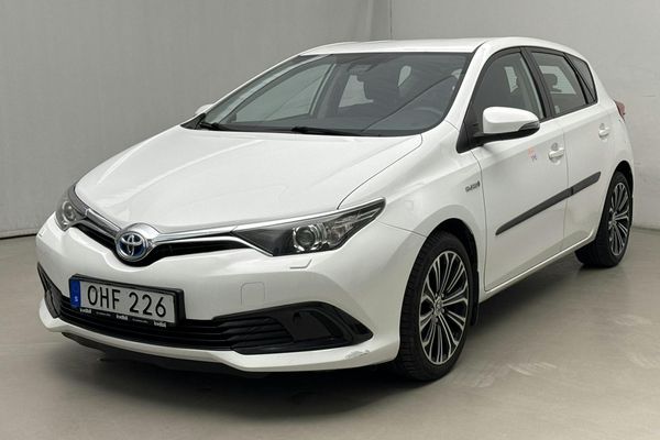 Toyota Auris 1.8 HSD 5dr (99hk) - 2017
