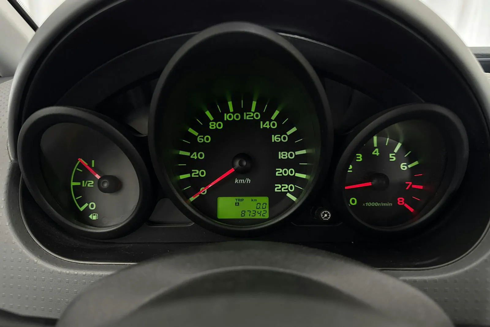 Vehicle image 9