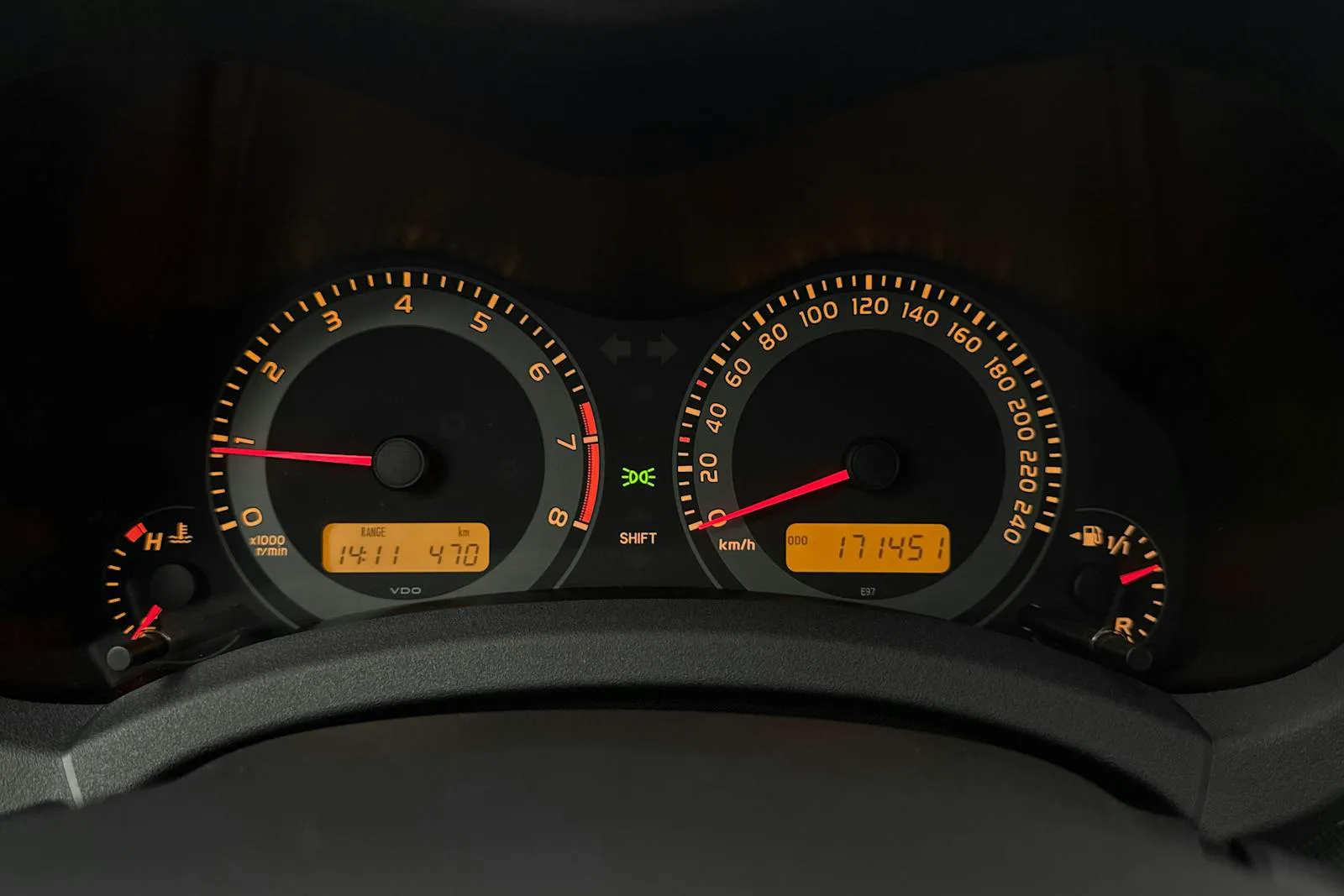 Vehicle image 9