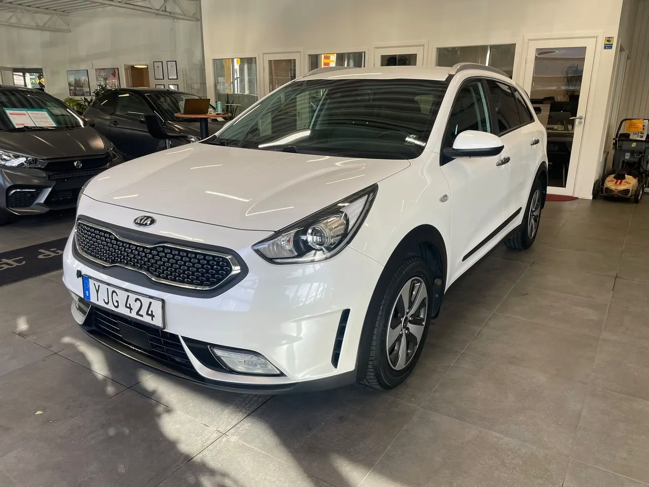 Vehicle image 2