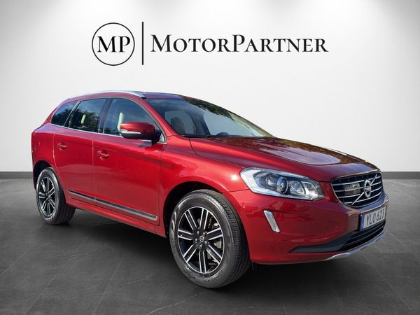 Volvo XC60 D4 AWD Classic Summum Pano Drag Navi Adap. Farthållare - 2017