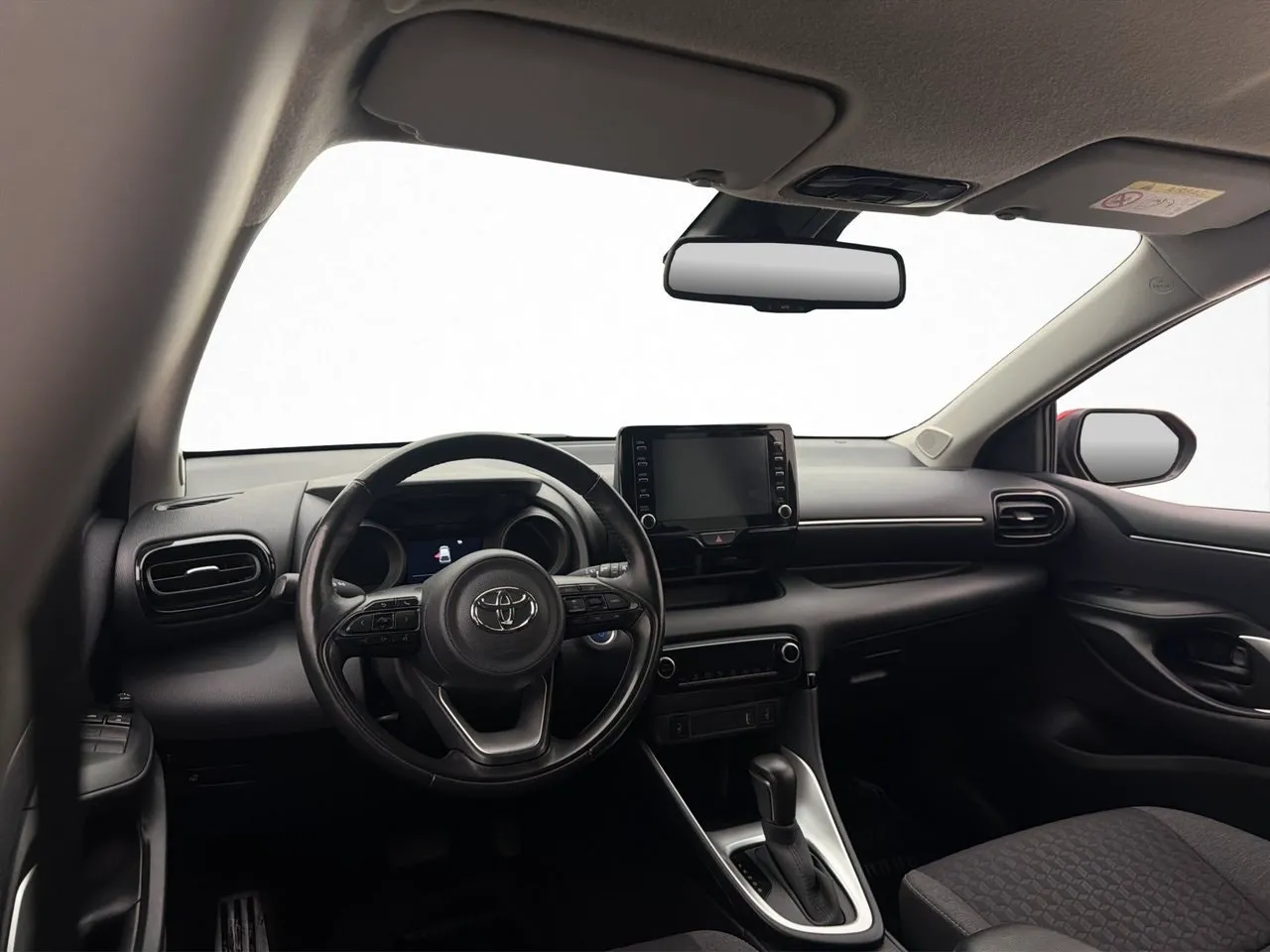 Vehicle image 9