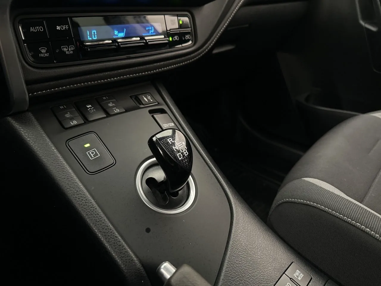 Vehicle image 22