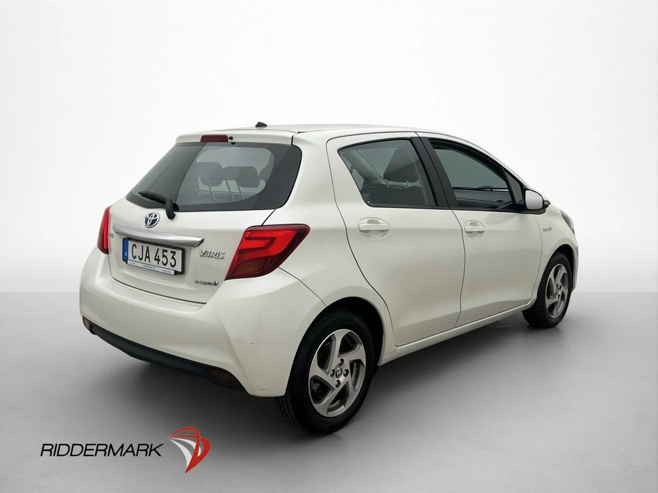 Vehicle image 7