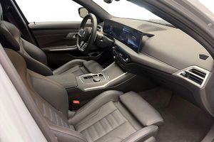 BMW 330 bild 13