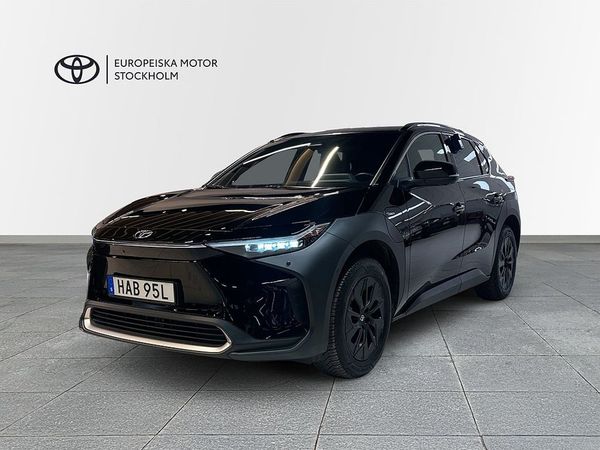Toyota bZ4X 71.4 kWh AWD Executive 18" / V-Hjul - 2025