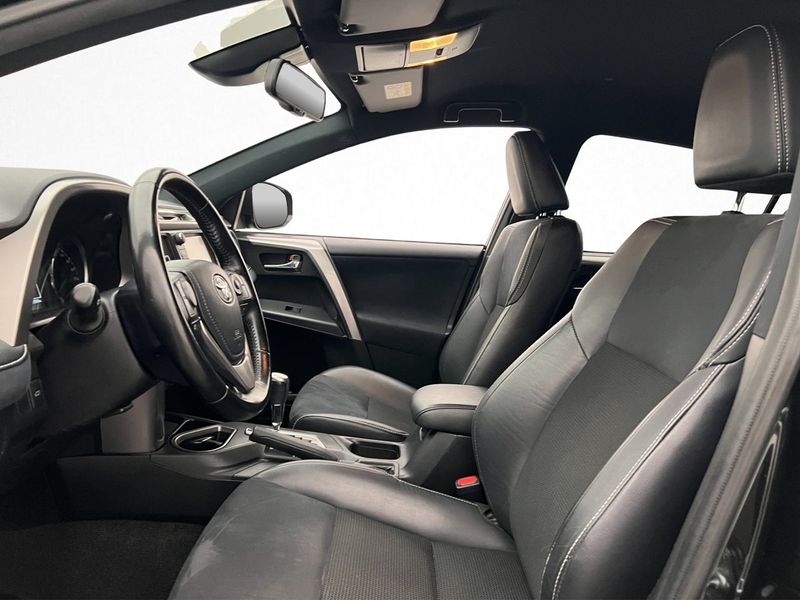 Toyota RAV4 bild 13