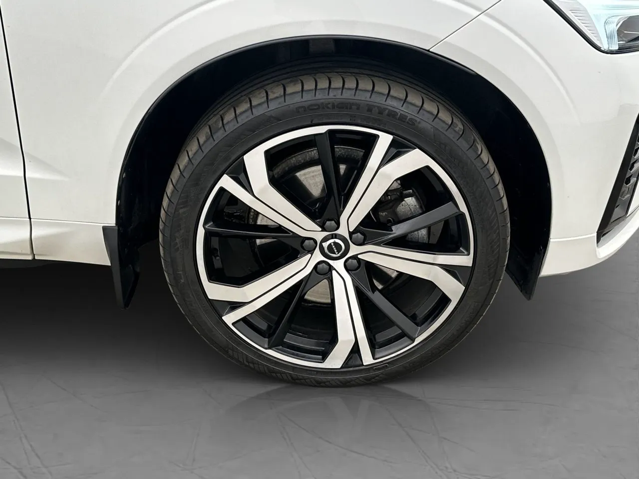 Vehicle image 36