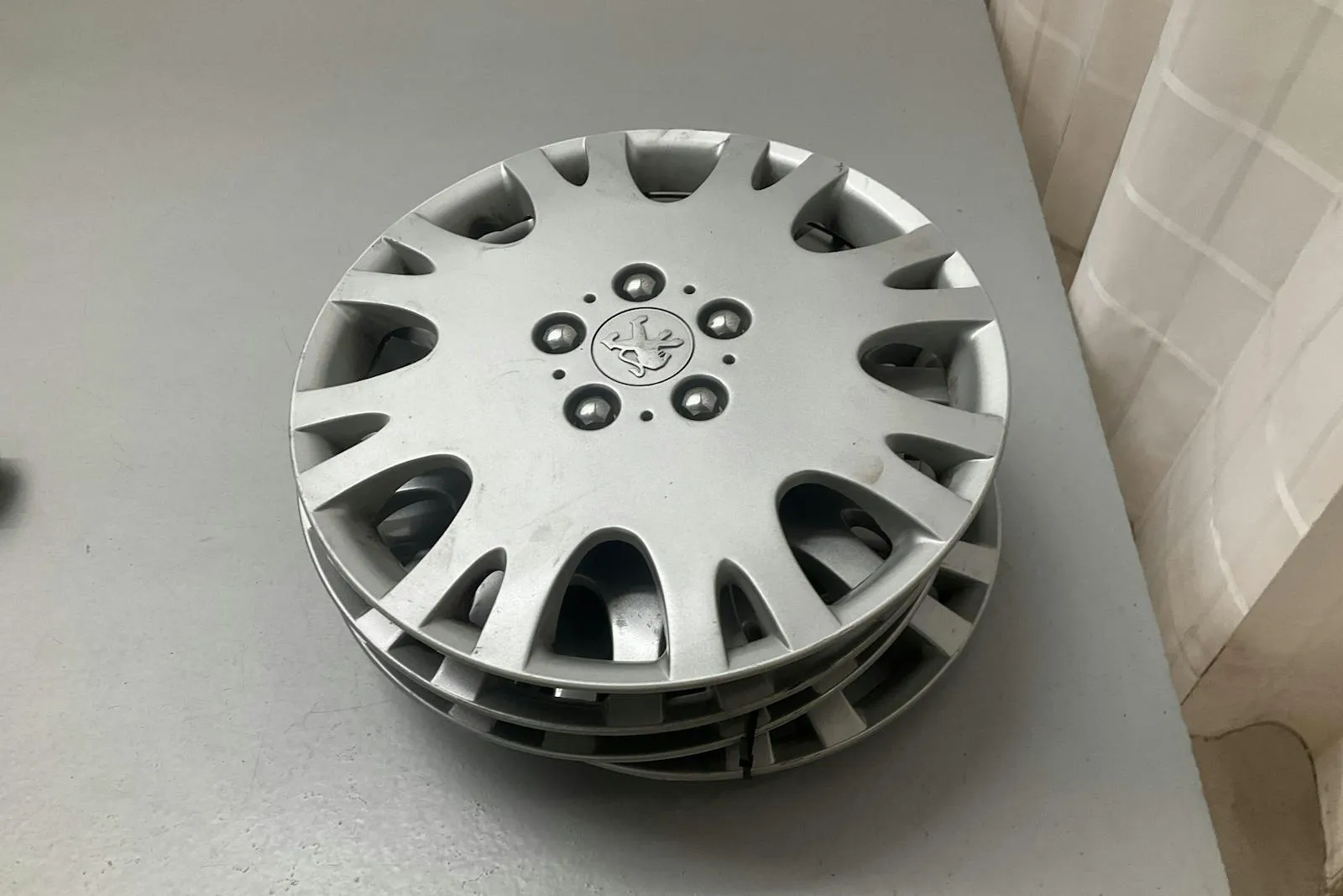 Vehicle image 11