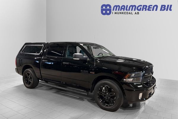 Dodge Ram 1500 V8 HEMI 4x4 Classic Night Kåpa Släde - 2022