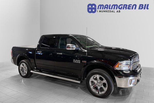 Dodge 1500 RAM V8 HEMI 4x4 Laramie Luft Bakflip Ledramp - 2019