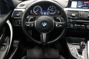 BMW 320 bild 12