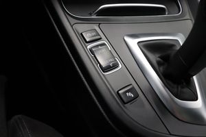 BMW 320 bild 19