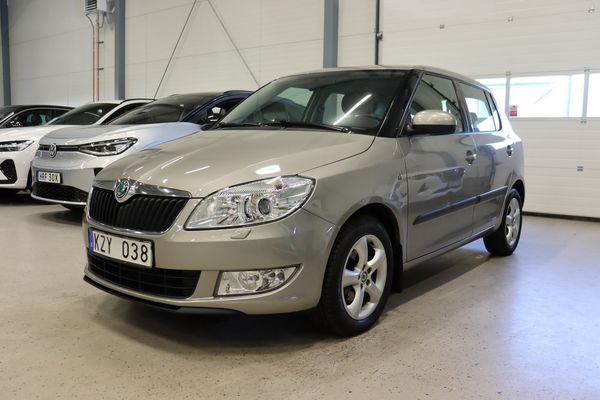 Skoda Fabia 1.2 TSI Elegance 1-Ägare Nyservad Kamkedja 86hk - 2013