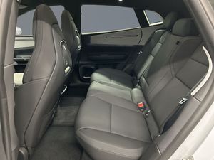 Polestar 4 bild 7