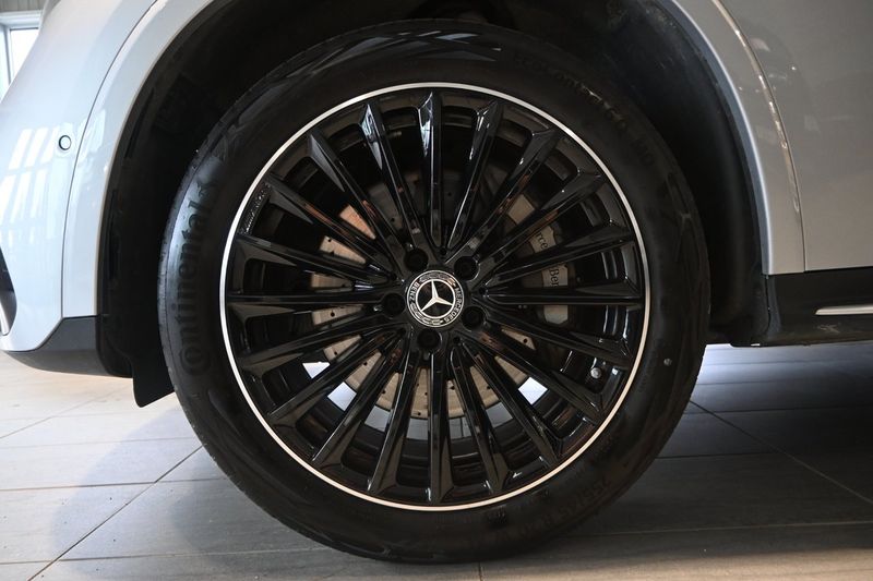 Mercedes GLC300 bild 6